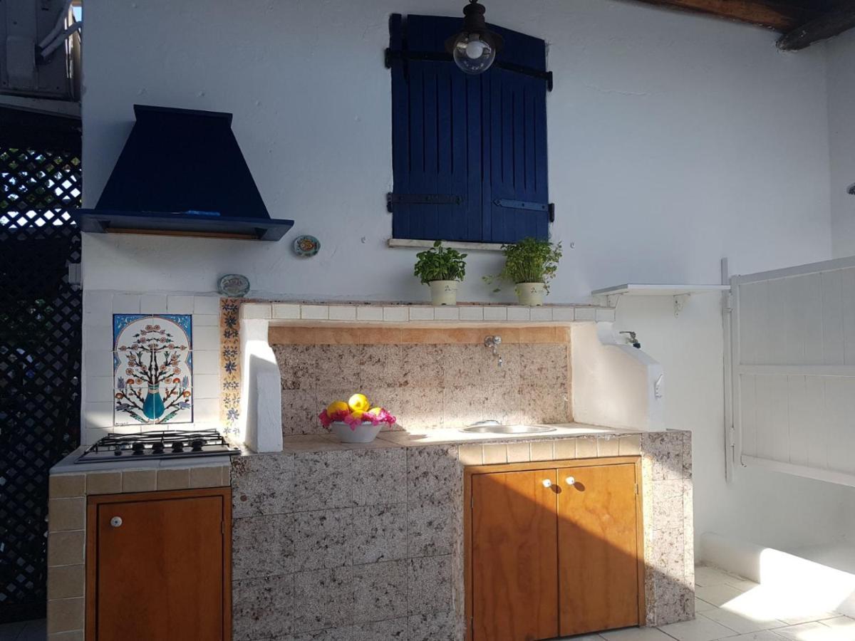 Con I Piedi Nell'Acqua Apartment Stromboli Exterior photo
