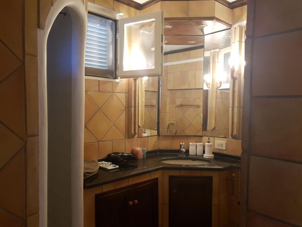 Con I Piedi Nell'Acqua Apartment Stromboli Exterior photo